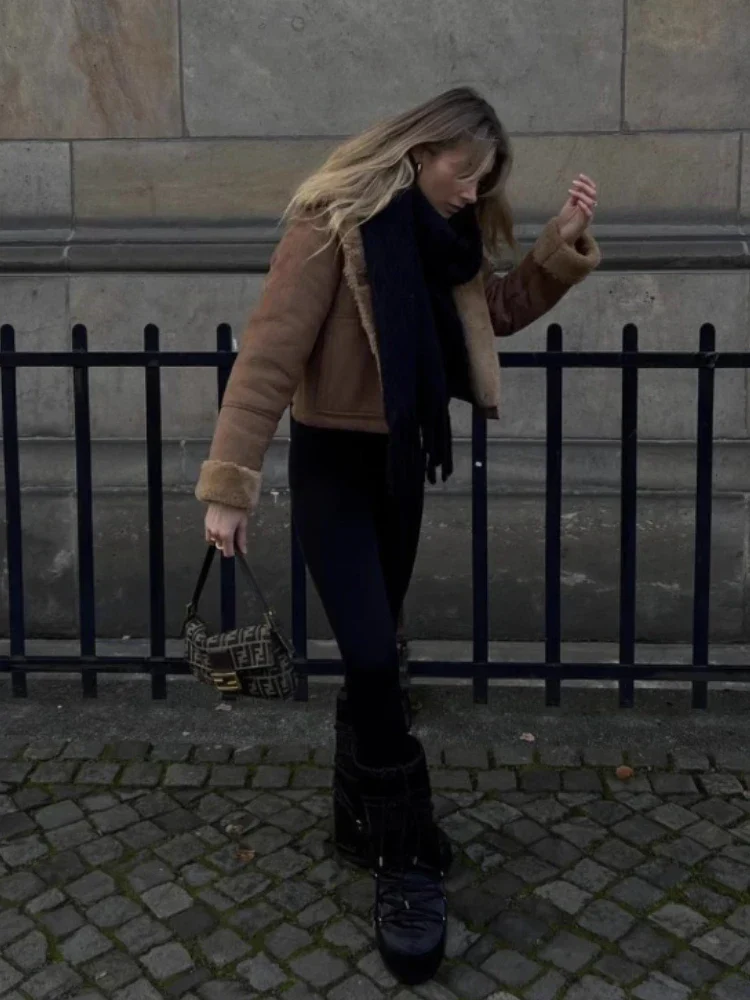 Dominique | Women's coat jacket with lapels for autumn and winter - Image 4