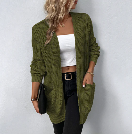 Doris | Elegant and versatile winter cardigan - Image 2