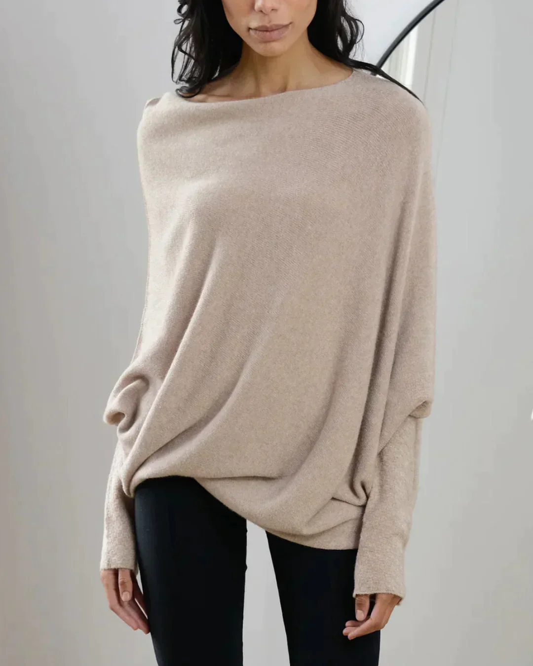 Eefje® | Asymmetrically draped jersey - Image 4