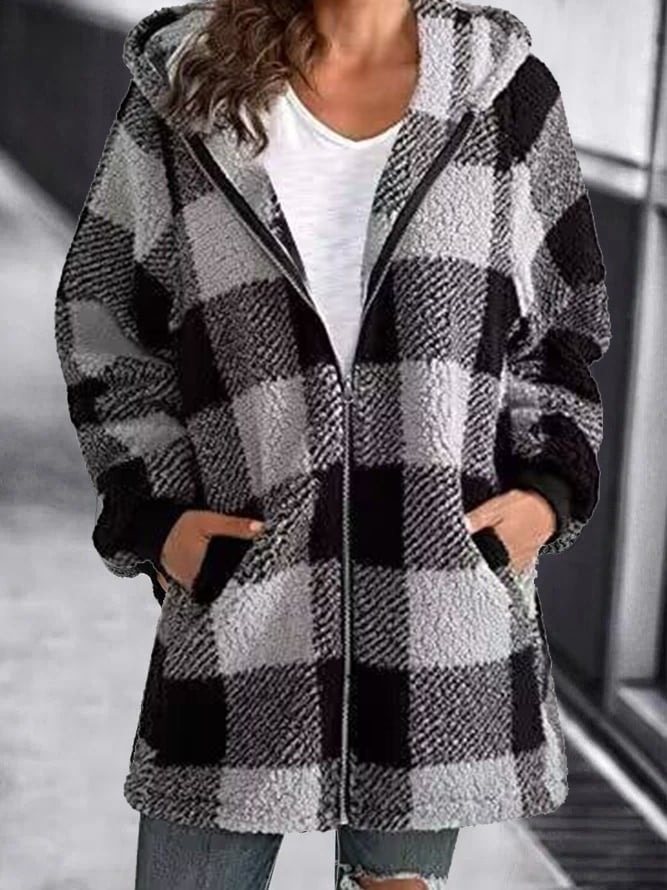 Elda | Elegant and versatile winter garment - Image 2