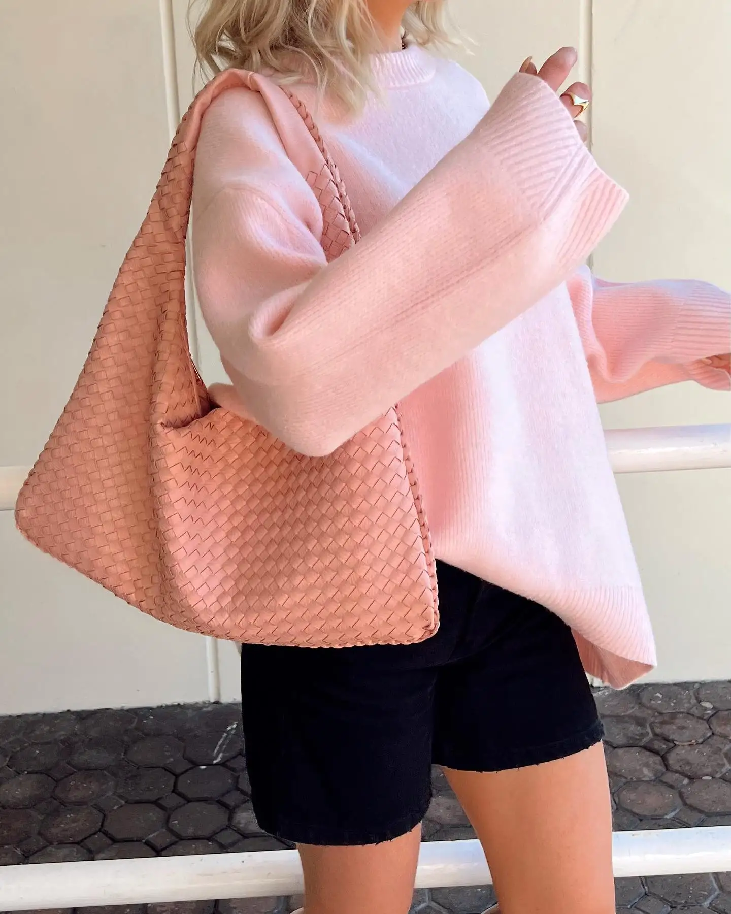 Elda® | pink sweater - Image 4