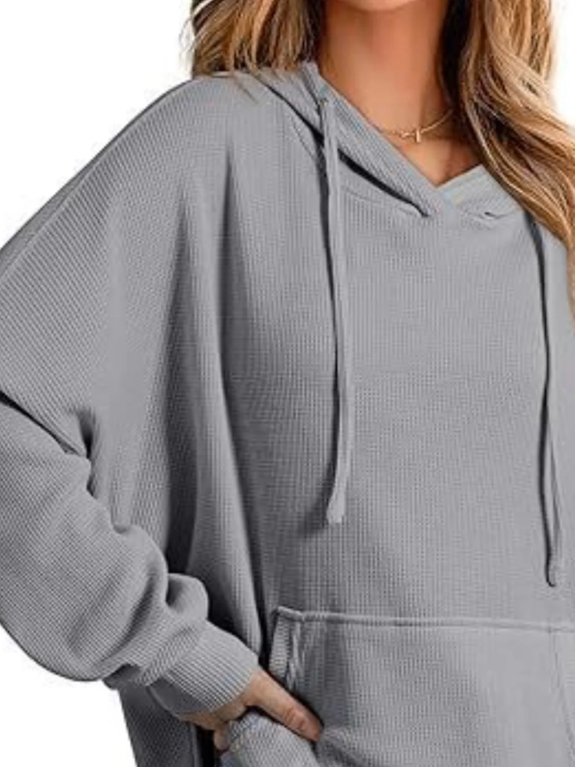 Eleonora | Long sleeve hoodie with drawstring and slit - Image 12