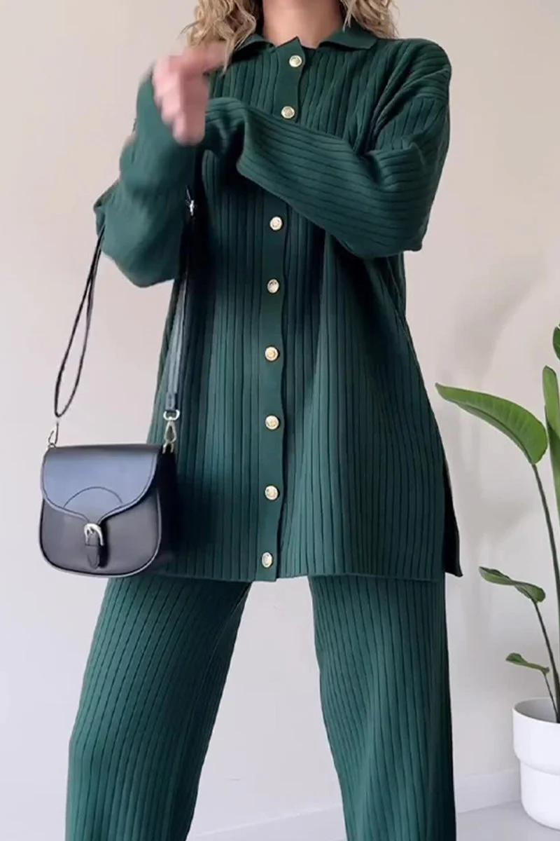 Elisa | Casual two-piece suit with plain buttons and V-neck and long sleeves - Image 2