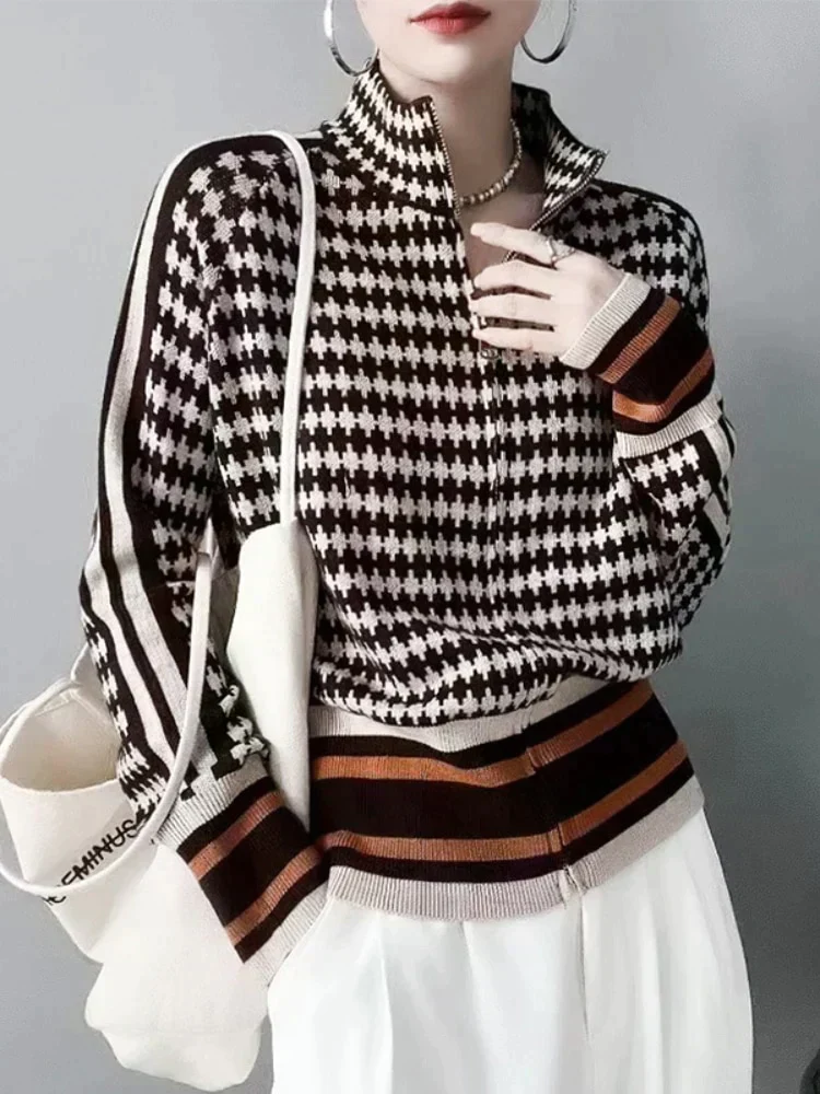 Elizabeth | Effortless and trendy winter sweater - Image 3
