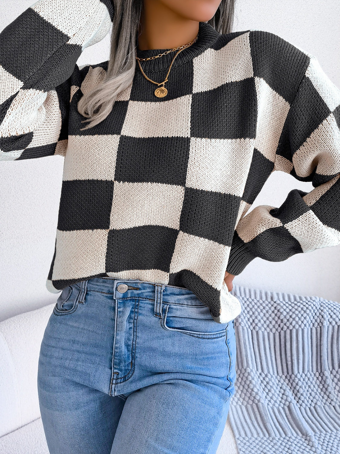 Elsa | Checked long-sleeved sweater with stand-up collar - Image 2