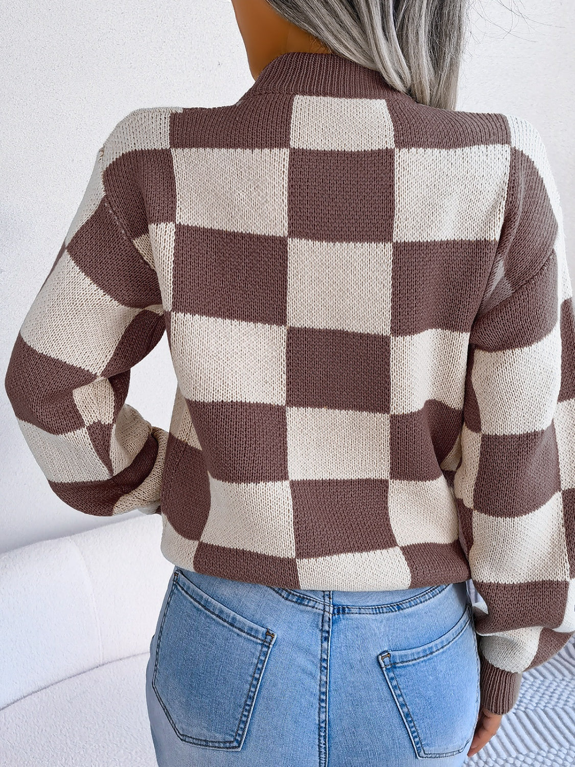 Elsa | Checked long-sleeved sweater with stand-up collar - Image 23