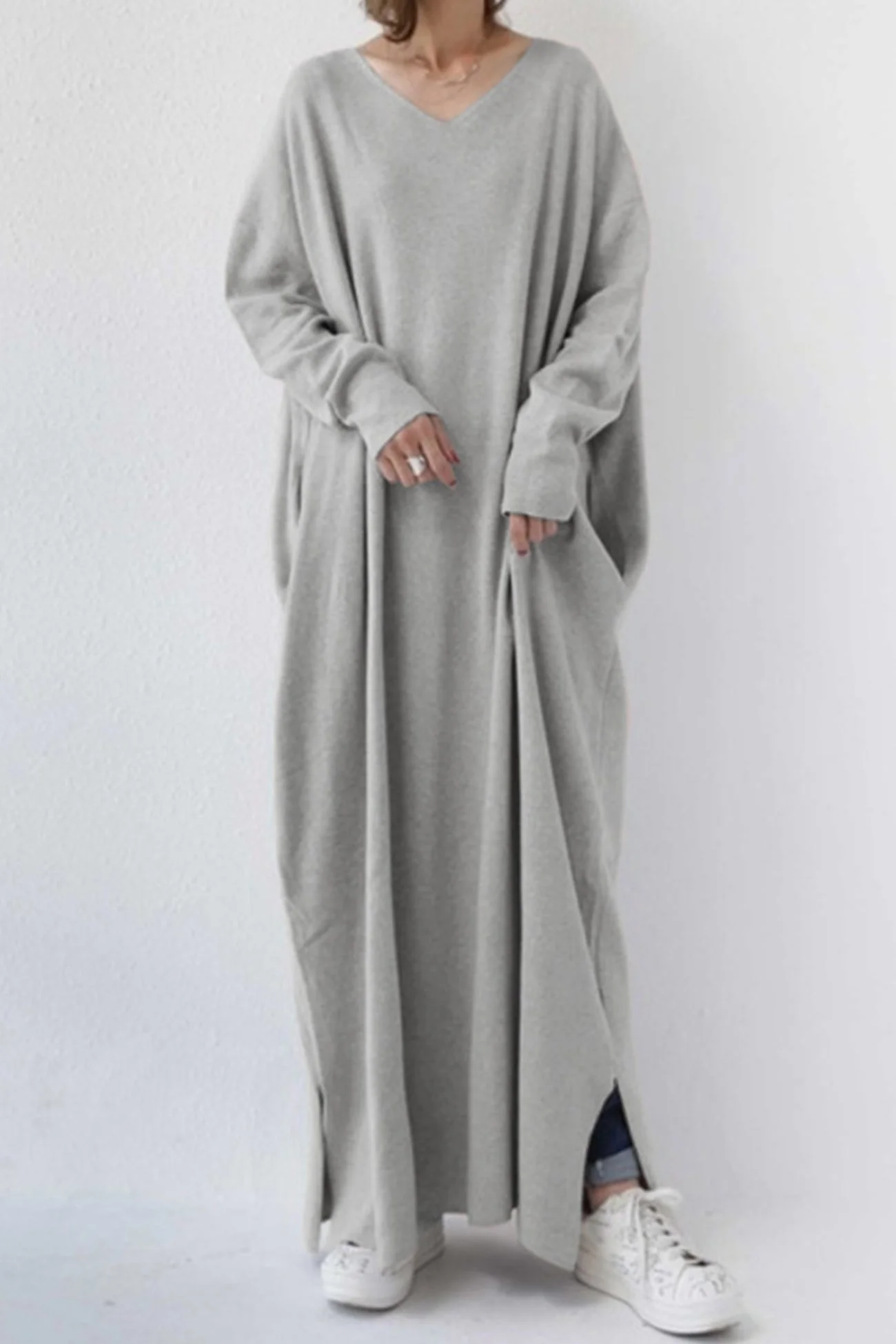 Elsa | V-neck sweatshirt dress with slit hem