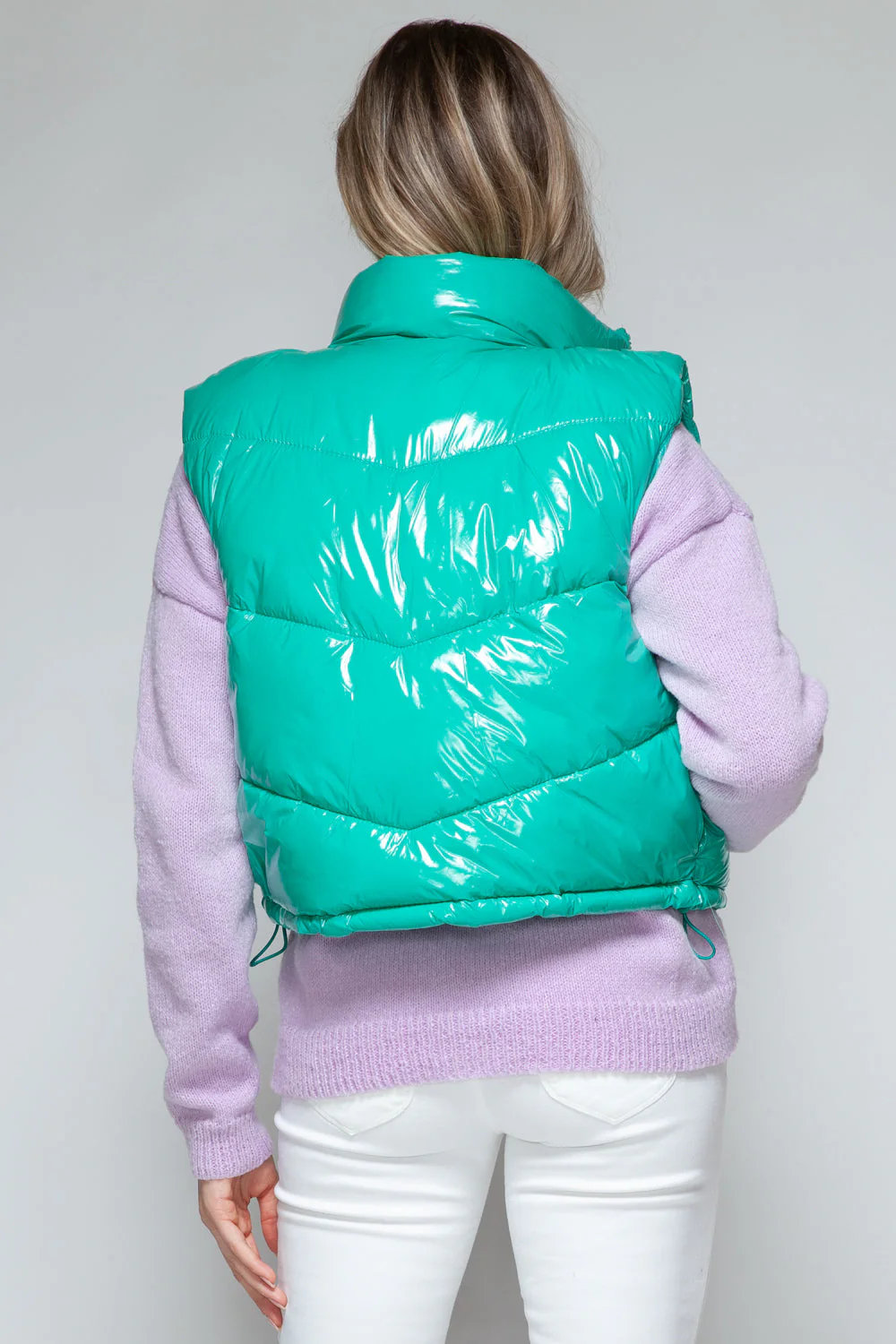 Elsbeth | Snobish shiny quilted vest with turtleneck and zip - Image 2