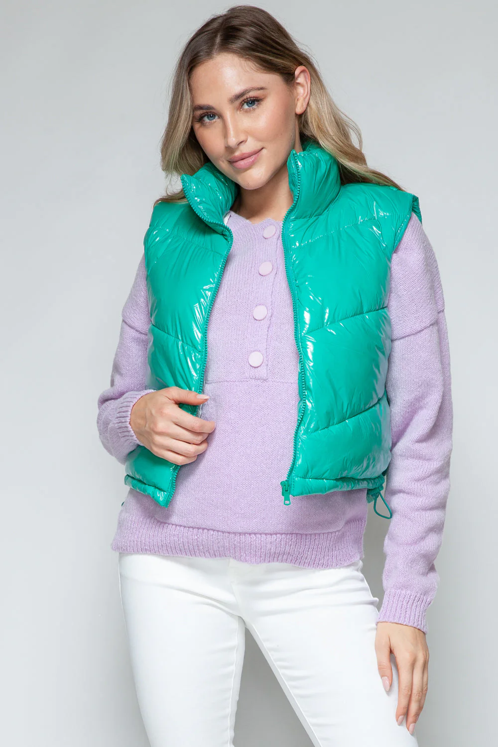 Elsbeth | Snobish shiny quilted vest with turtleneck and zip - Image 6