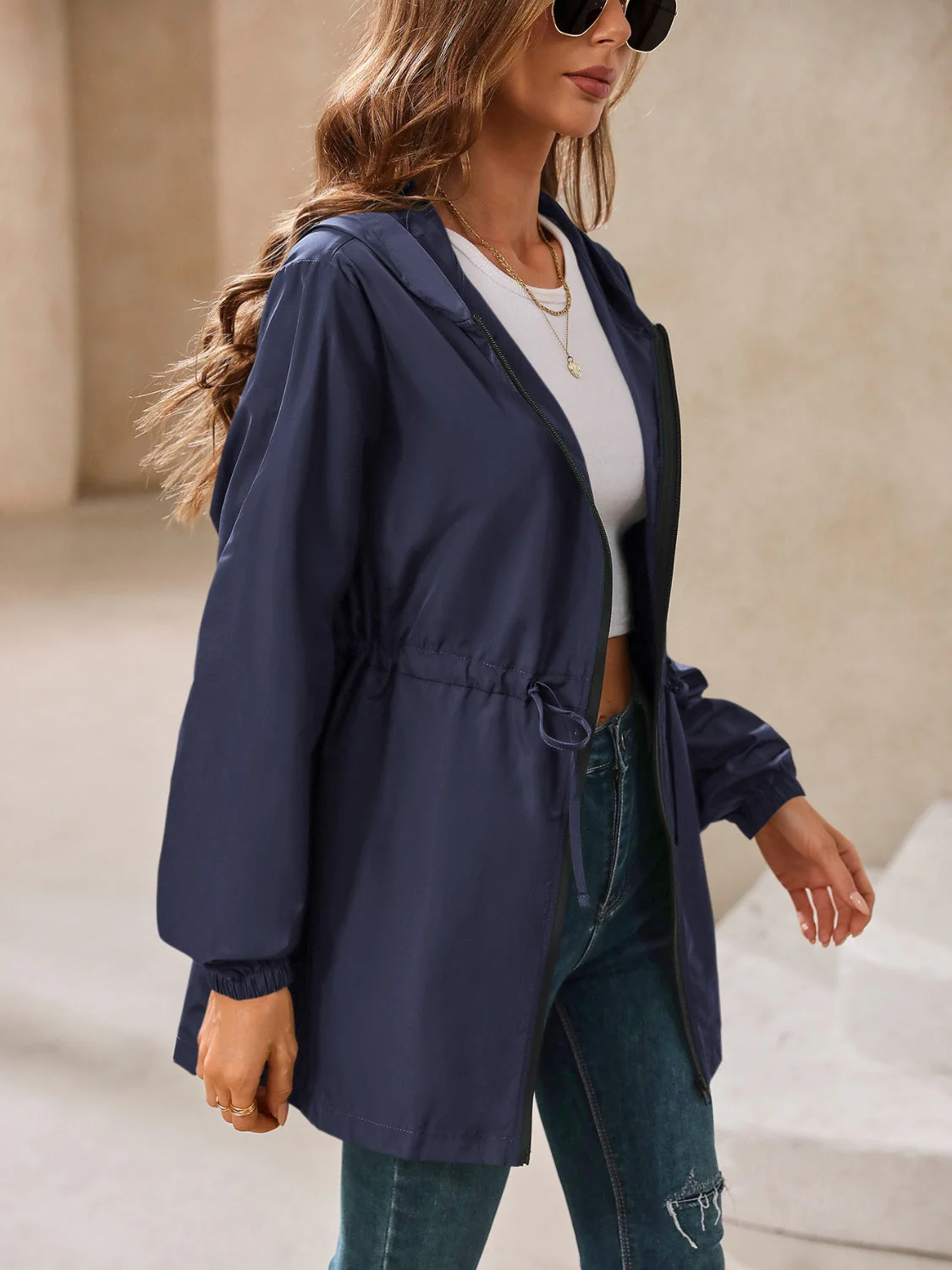 Elvira | Waterproof, long-sleeved outdoor windbreaker with hood - Image 23
