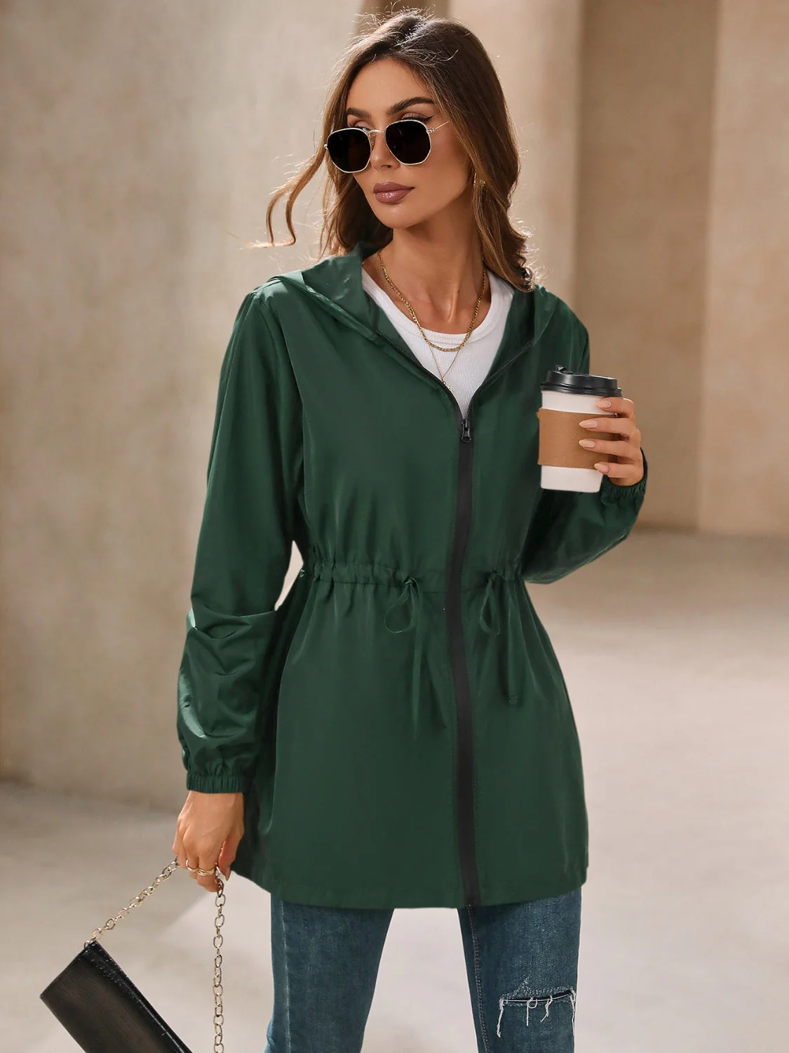Elvira | Waterproof, long-sleeved outdoor windbreaker with hood - Image 5