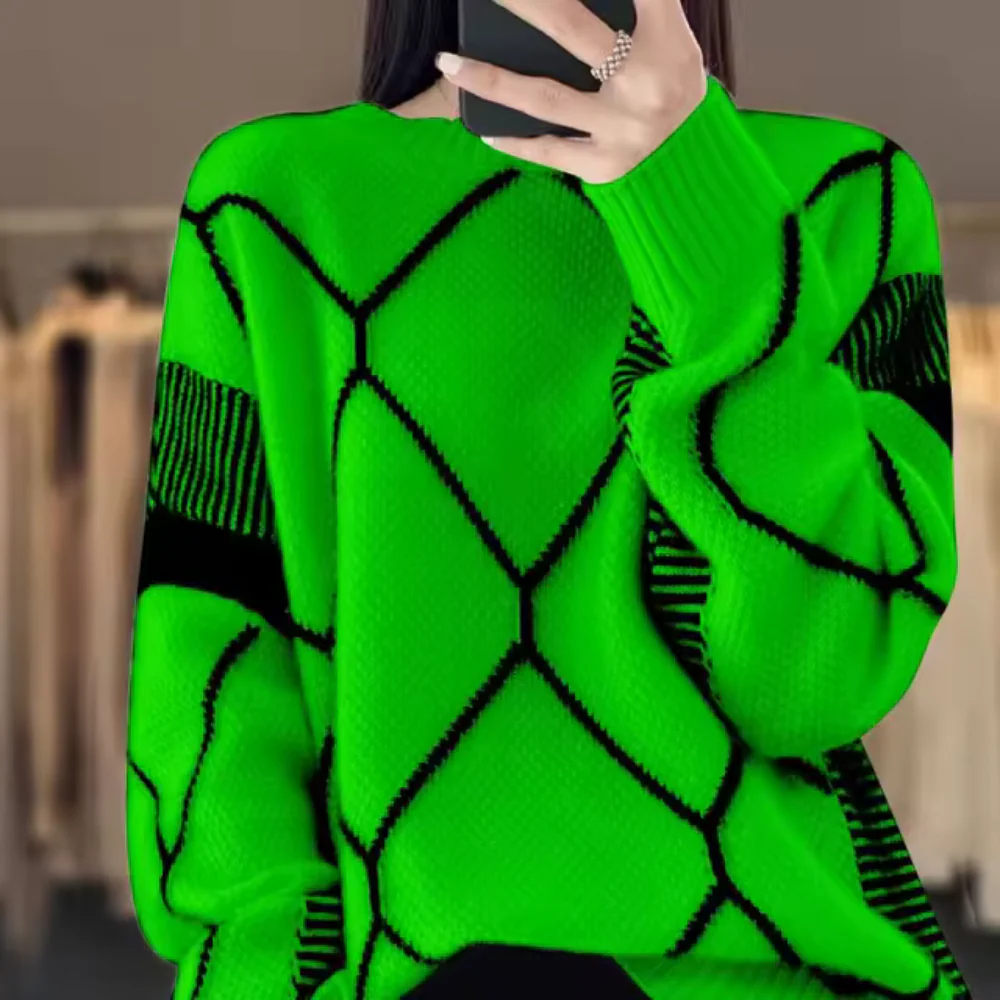 Elvira | Classic and comfortable winter sweater - Image 2
