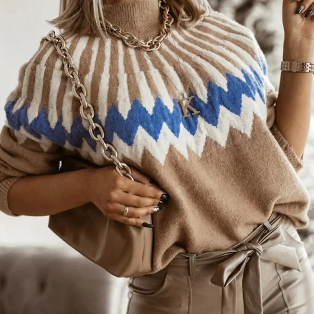 Emilia | Effortless and trendy winter sweater - Image 7
