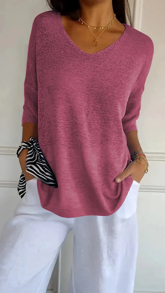 Encarni | Comfortable knitted top for women with a V-neck - Image 4