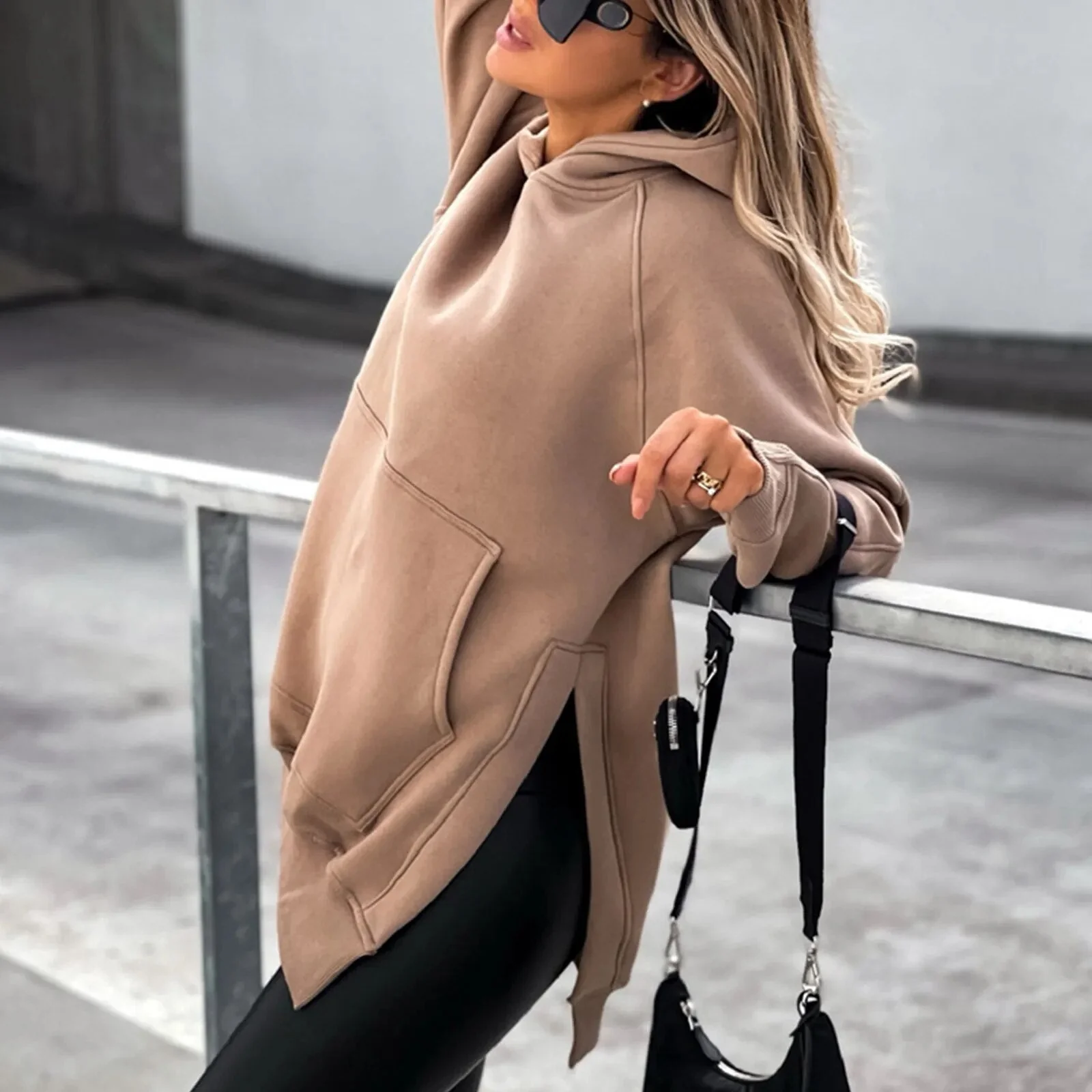 Erika | Loose hooded sweatshirt with opening