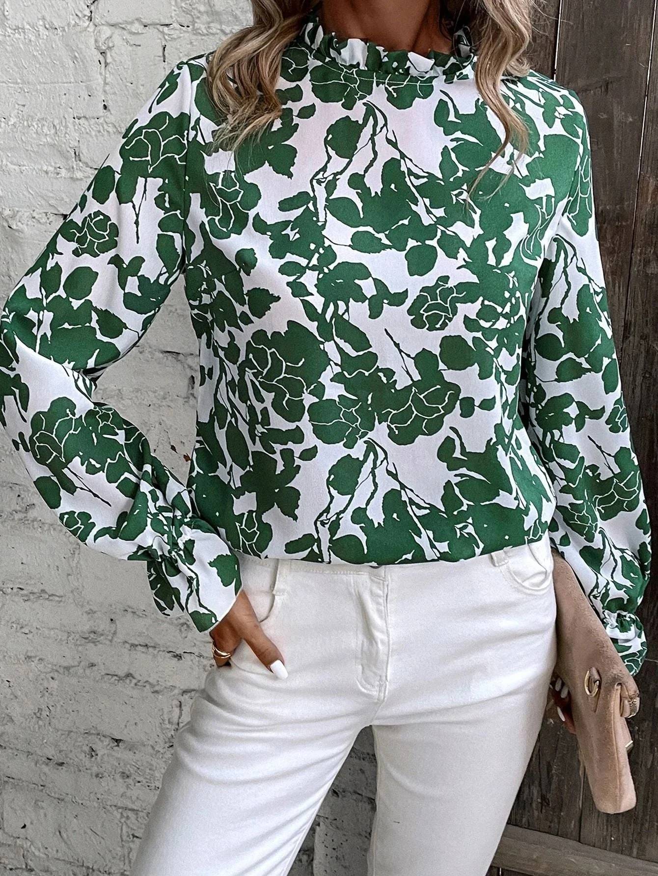 Esperanza® | Women'S Blouse With Floral Design And Ruffle Details - Image 3