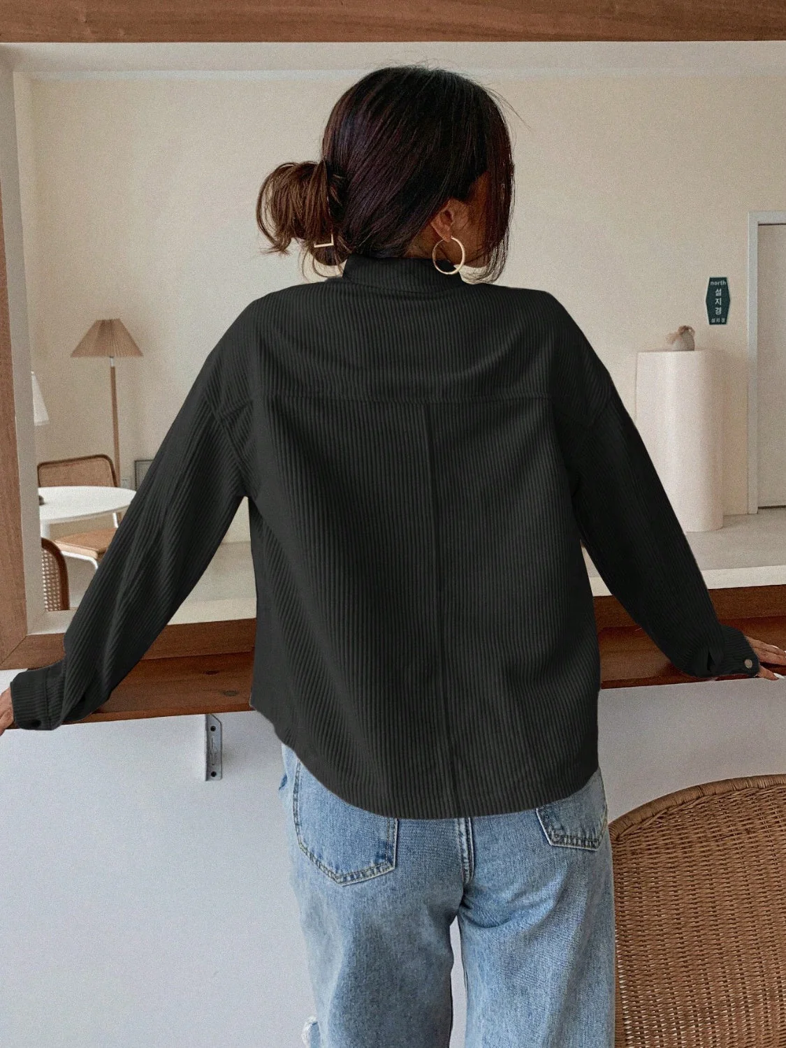 Estefanía | Honey colored down jacket with pockets and collar and snap fasteners - Image 7