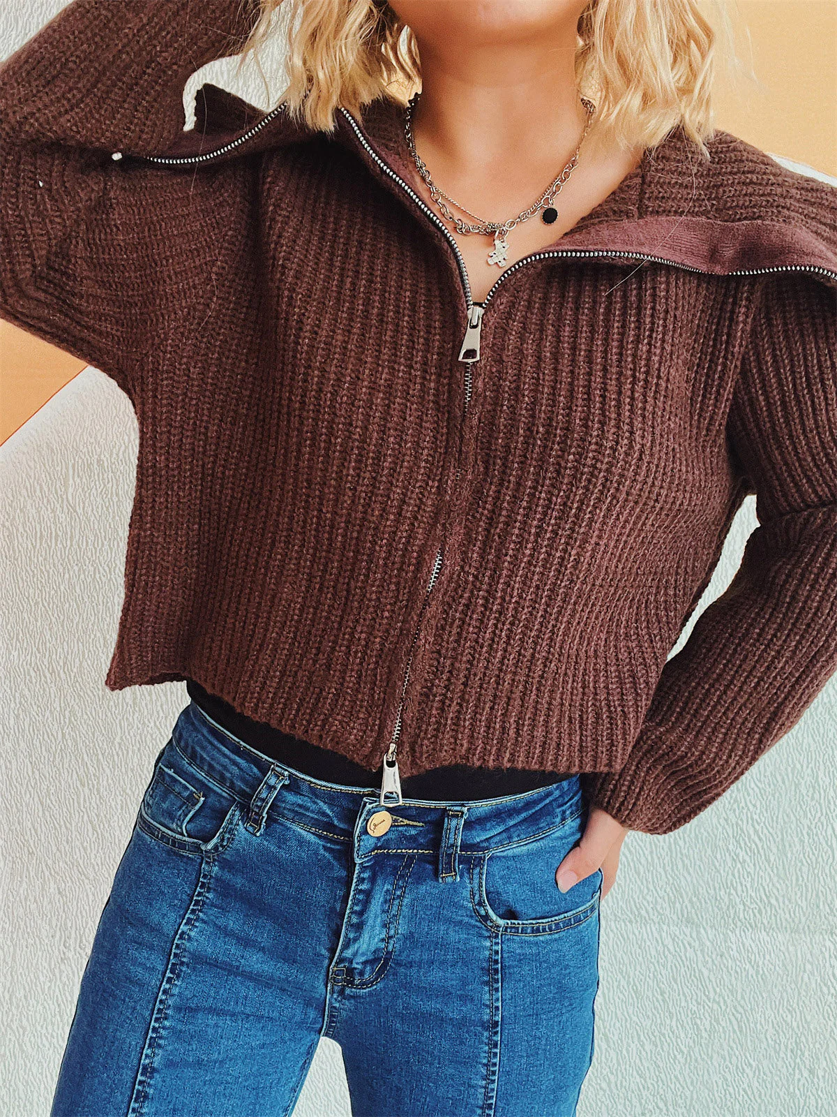Estefanía | Long-sleeved cardigan with collar and zip - Image 8