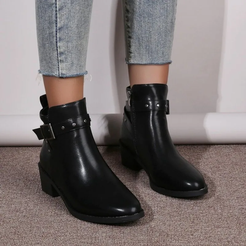 Estela | Supportive, lightweight orthopedic boots - Image 5