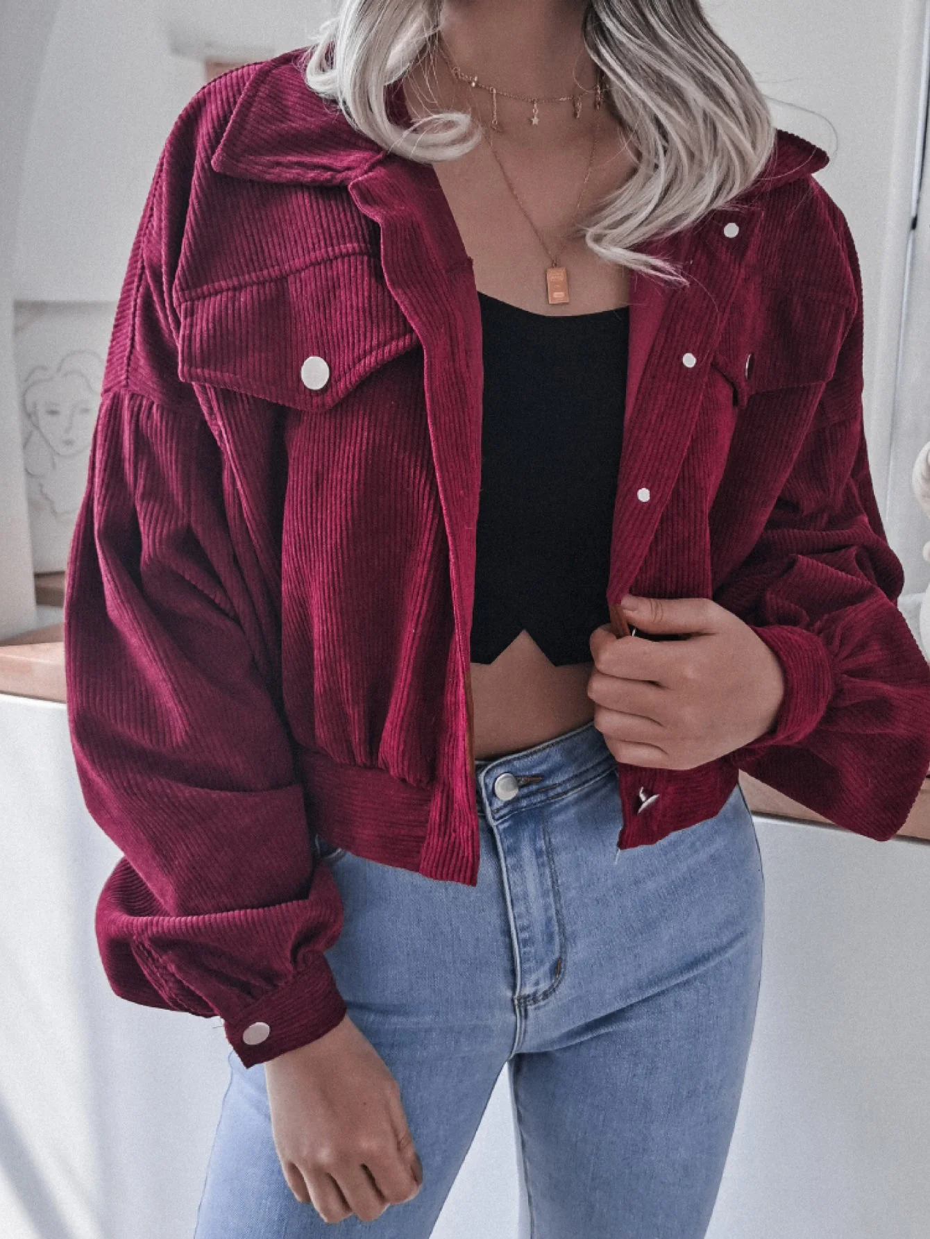 Esther | Cropped corduroy jacket with lantern sleeves - Image 8