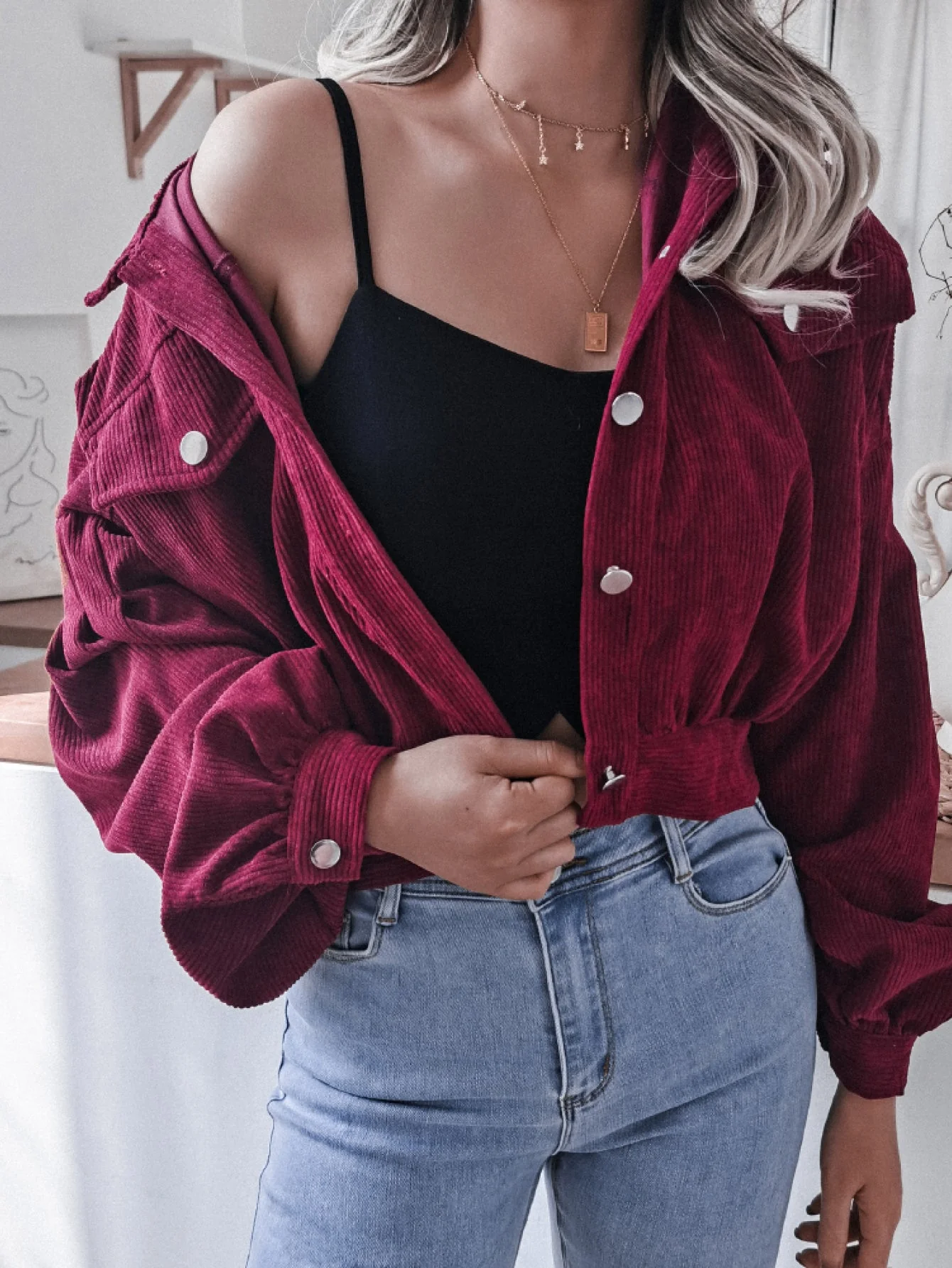 Esther | Cropped corduroy jacket with lantern sleeves - Image 9