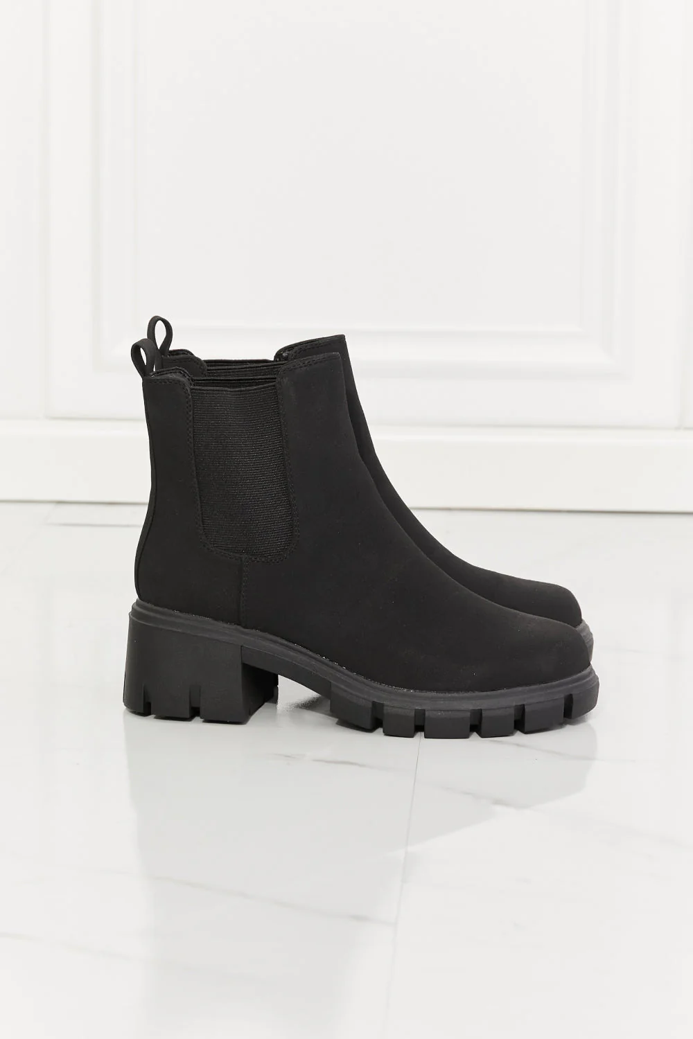 Esther | Fashionable and supportive orthopedic boots - Image 4
