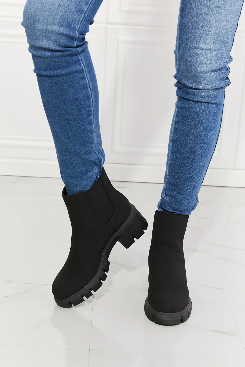 Esther | Fashionable and supportive orthopedic boots - Image 6