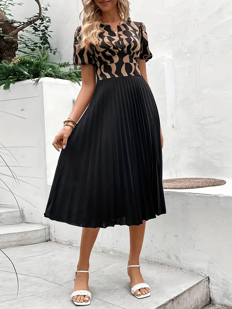 Esther® | Short-Sleeved Summer Dress With Pleats - Image 2