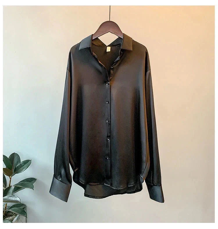 Eugenia® | Women's long-sleeved polo blouse - Image 3