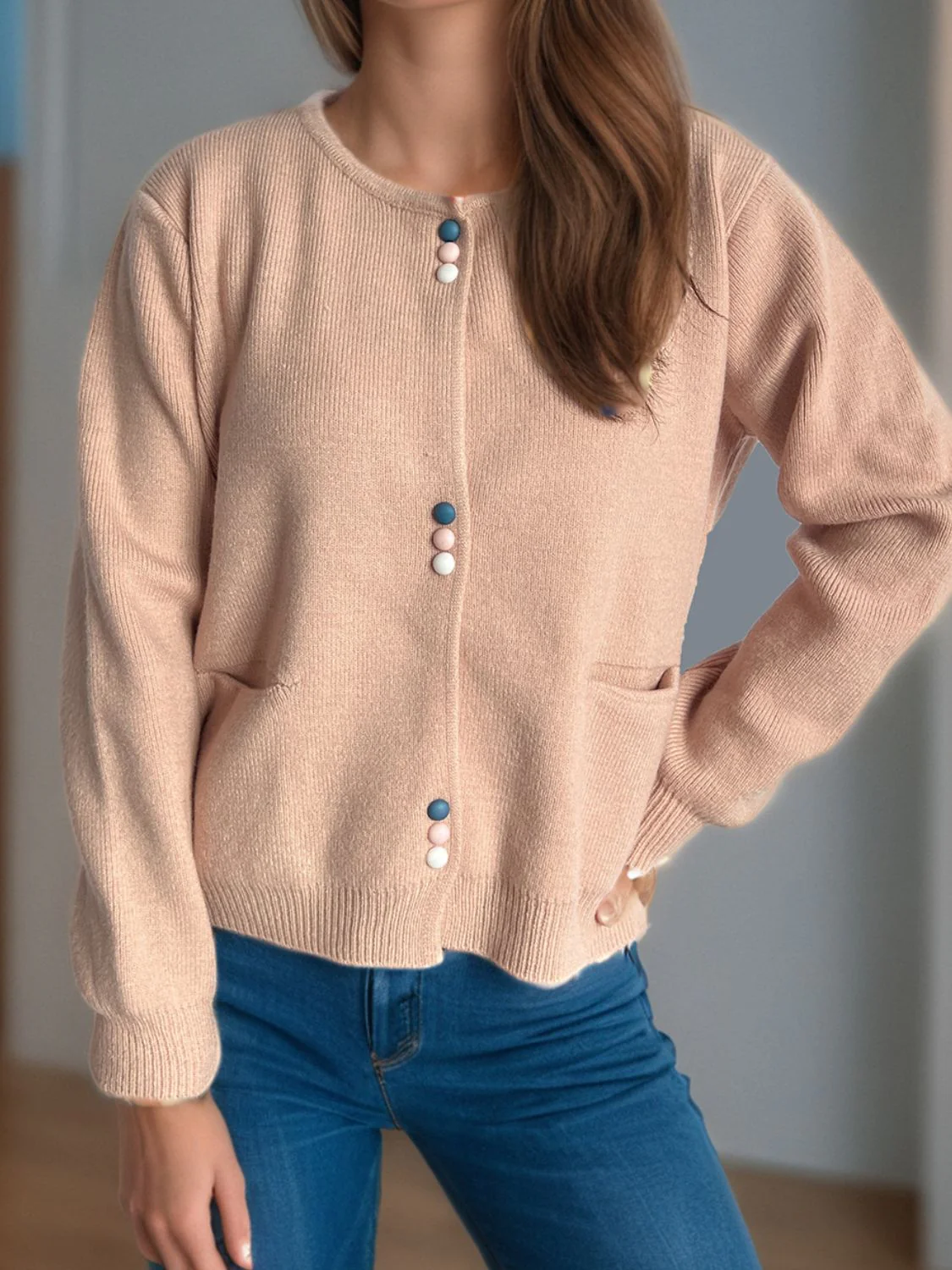 Eulalia | Long sleeve cardigan with buttons and pockets - Image 11