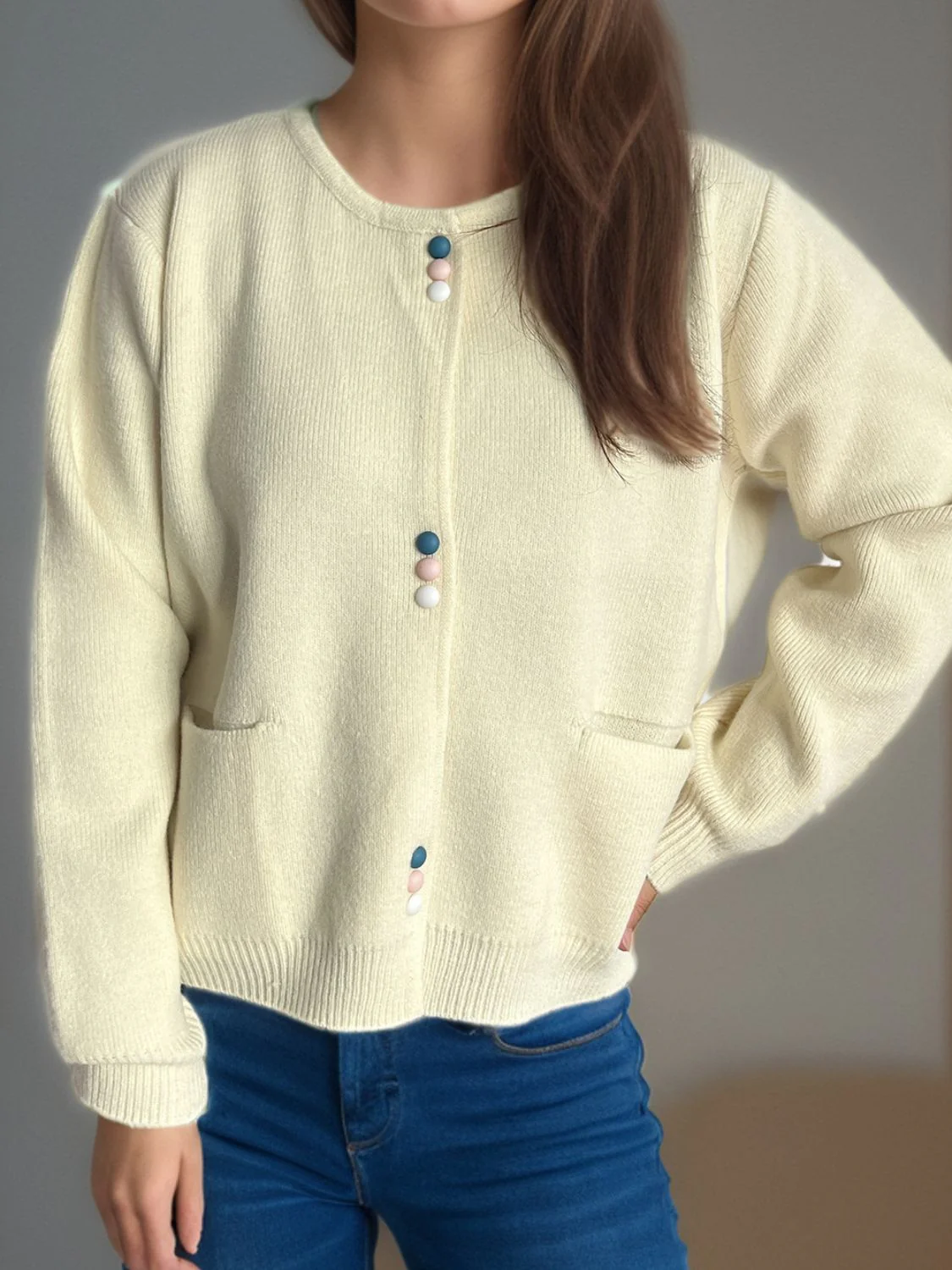 Eulalia | Long sleeve cardigan with buttons and pockets - Image 14