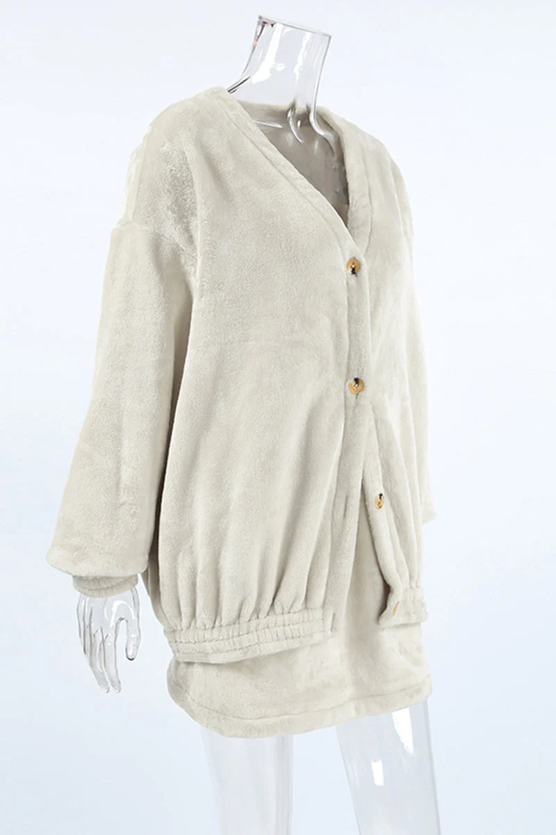 Evelien | Casual, daily two-piece suit with buttons, V-neck and long sleeves - Image 3