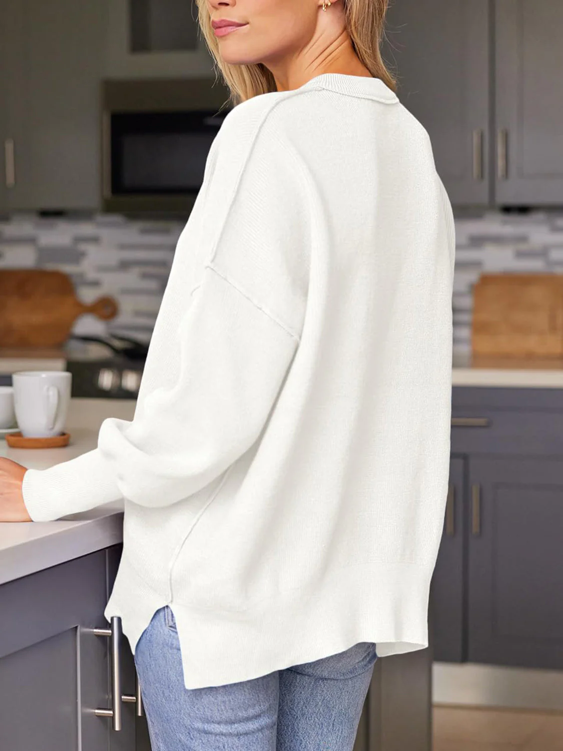 Evelyn | Slit sweater with a crew neck and dropped shoulders - Image 18