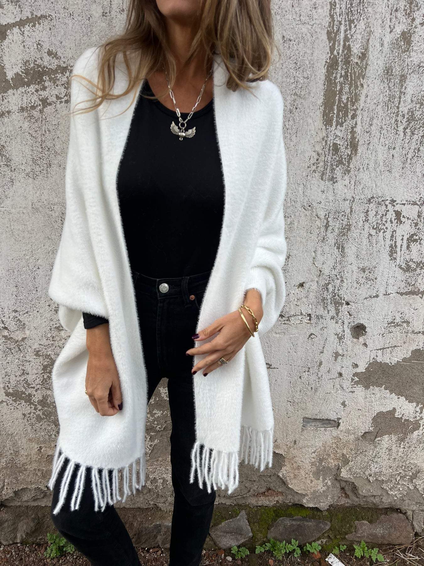 Fabiana | Luxurious blanket cardigan - Image 3