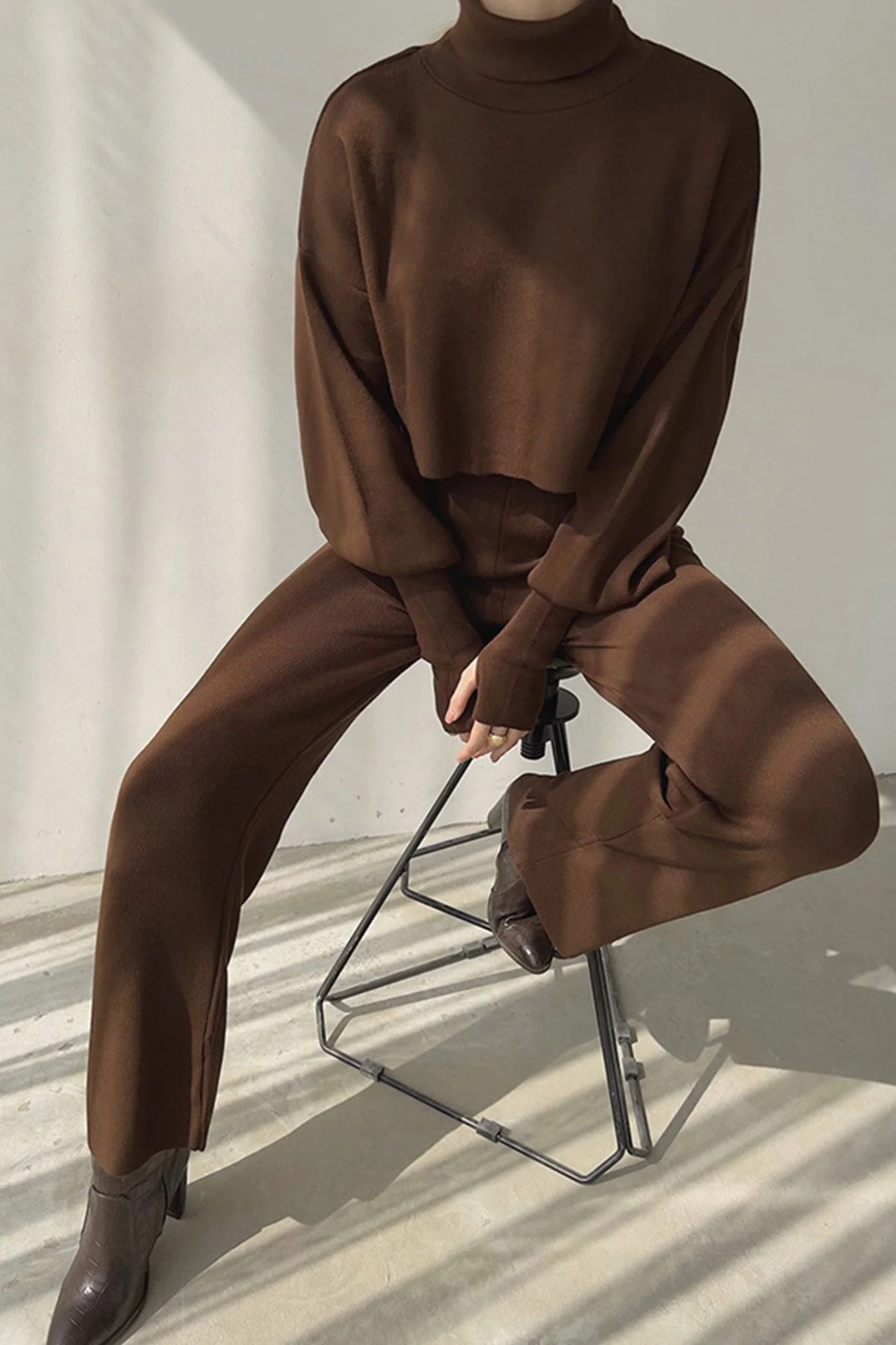 Fabiana | Solid high neck crop top long pants set - Image 3