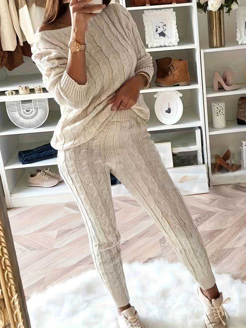 Fabiola | Elegant two-piece sweater set - Image 11