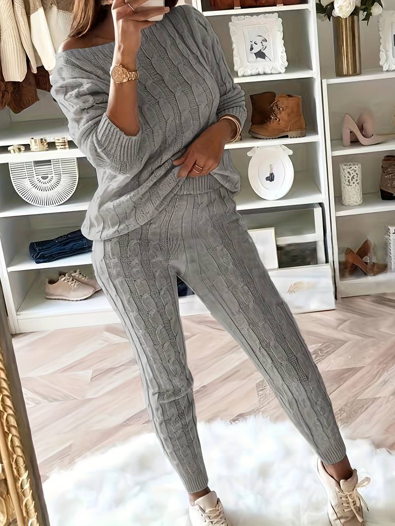 Fabiola | Elegant two-piece sweater set - Image 13