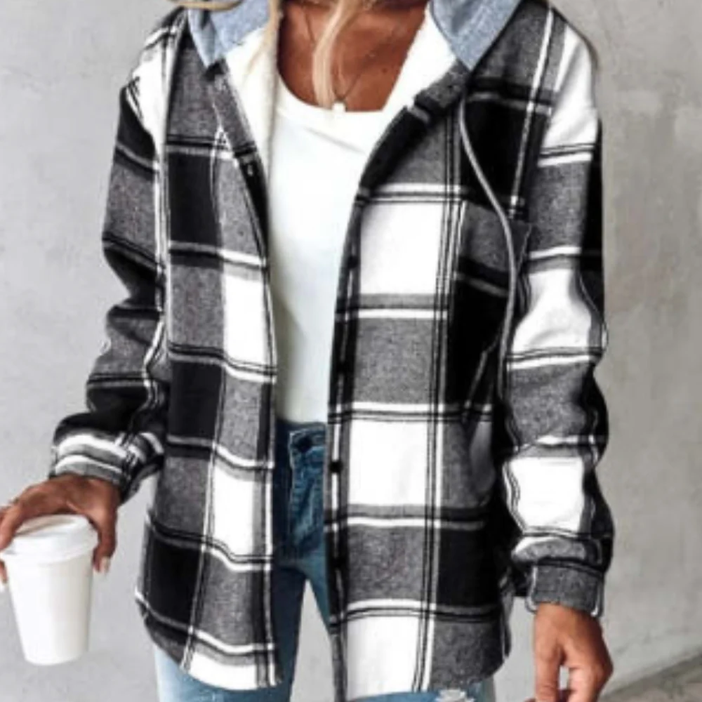 Fabiola | Timeless and elegant winter clothing - Image 2
