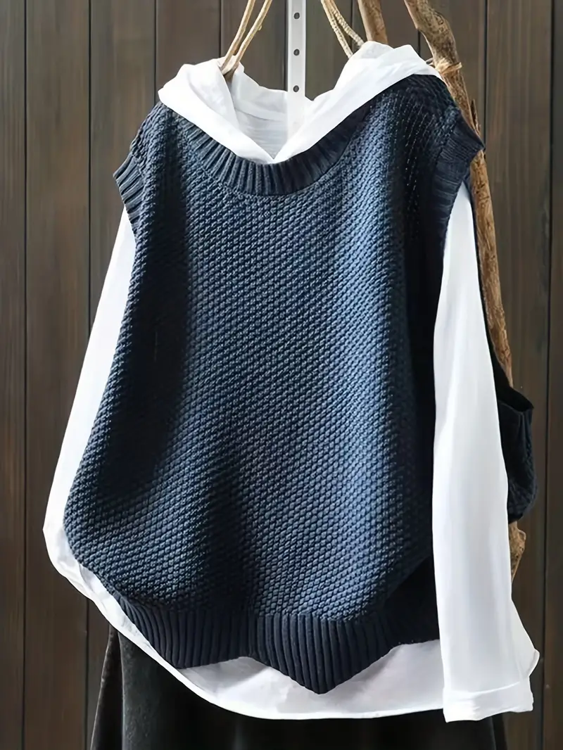 Fabiola | Simple and stylish winter sweater - Image 3