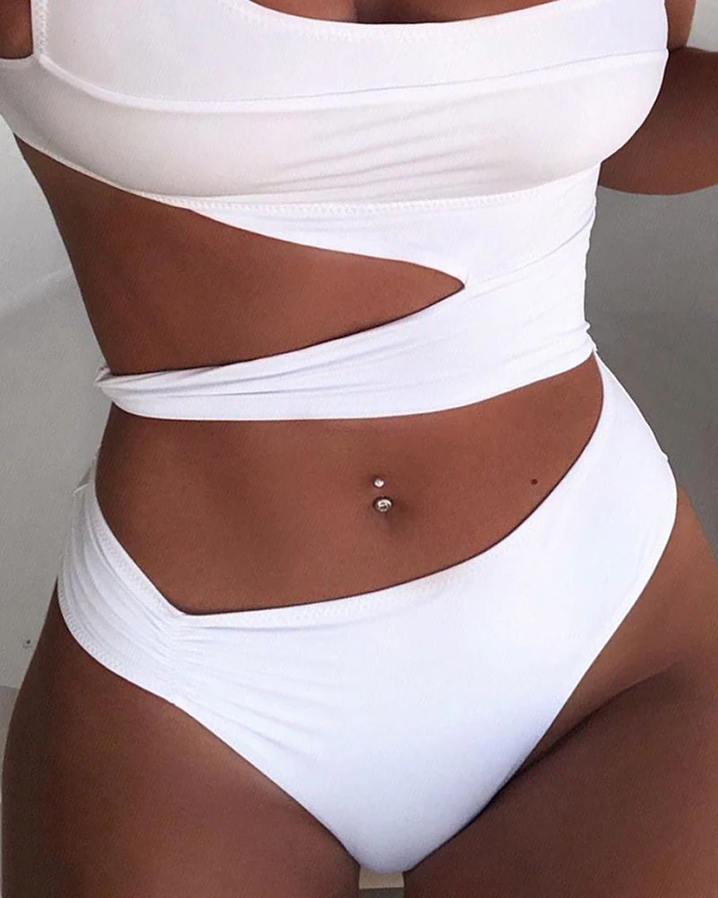 Felicia® | Fashionable and minimalist swimsuit - Image 12