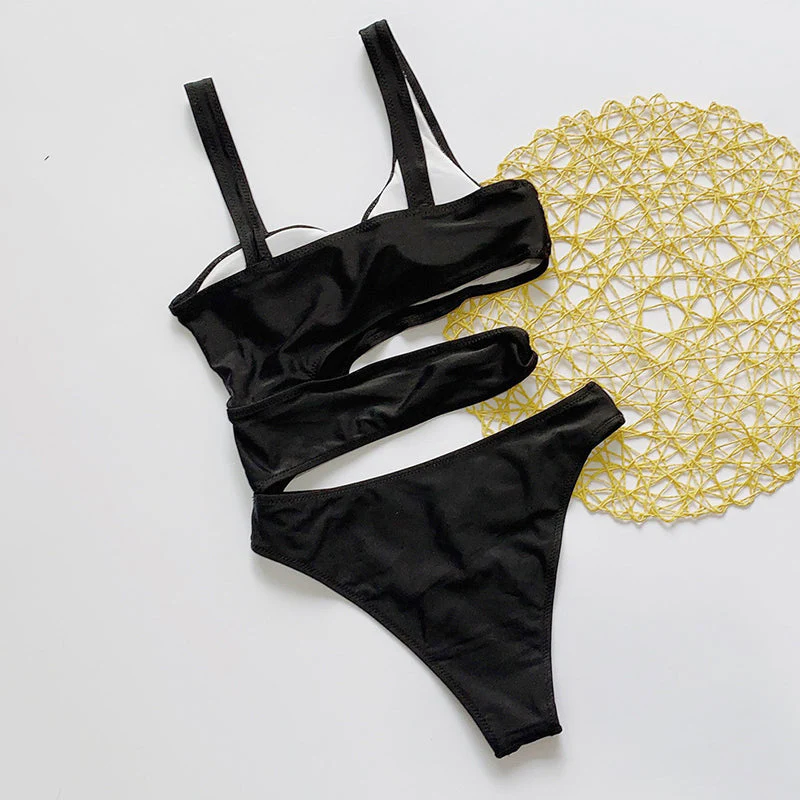 Felicia® | Fashionable and minimalist swimsuit - Image 3