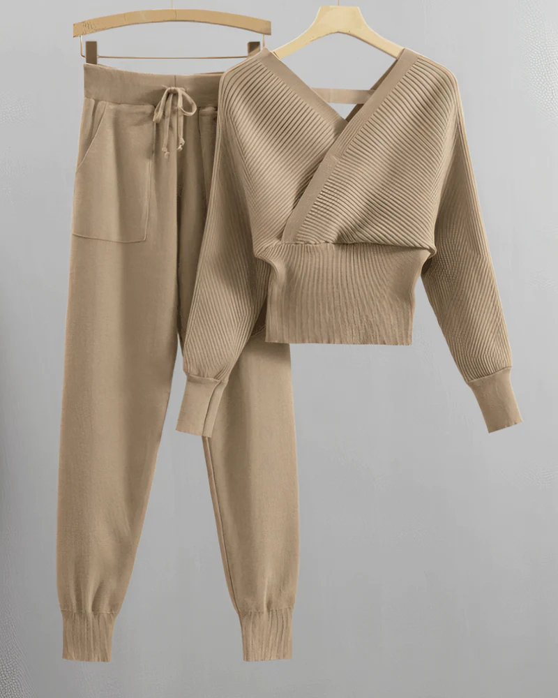 Felicia® | Sexy off-the-shoulder knit top and pants set - Image 3