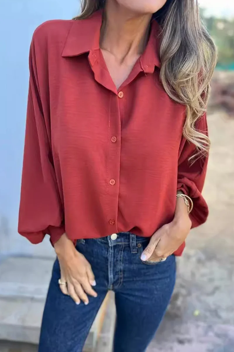 Femke | Casual everyday blouses with buttons and turn-down collars - Image 3