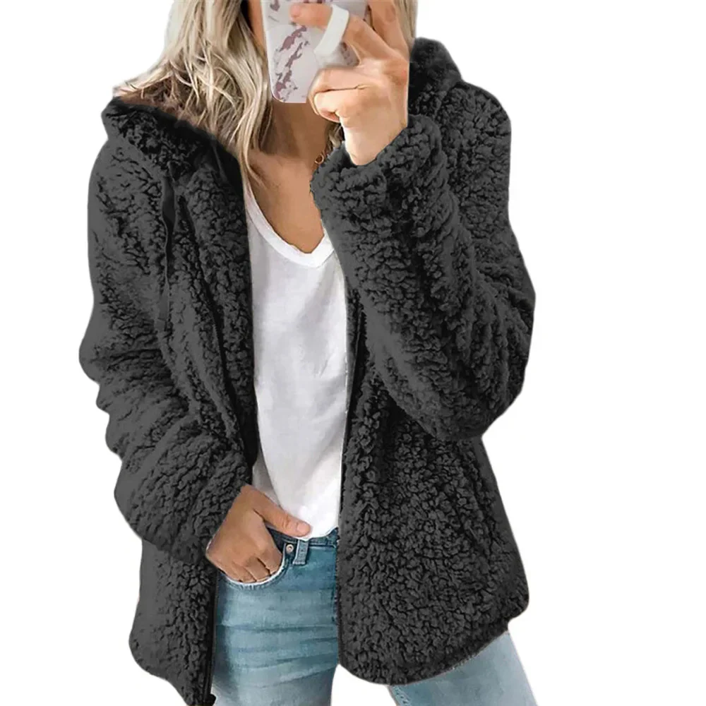 Fernanda | Chic and relaxed winter garment - Image 2
