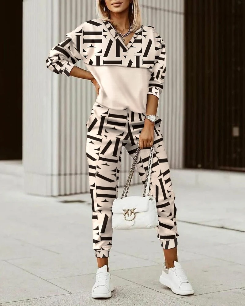 Fiona | Premium jogging suit. Luxurious comfortable home suit for women