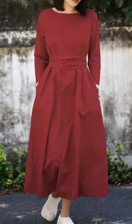 Flavia| Tailored and elegant winter dress - Image 3