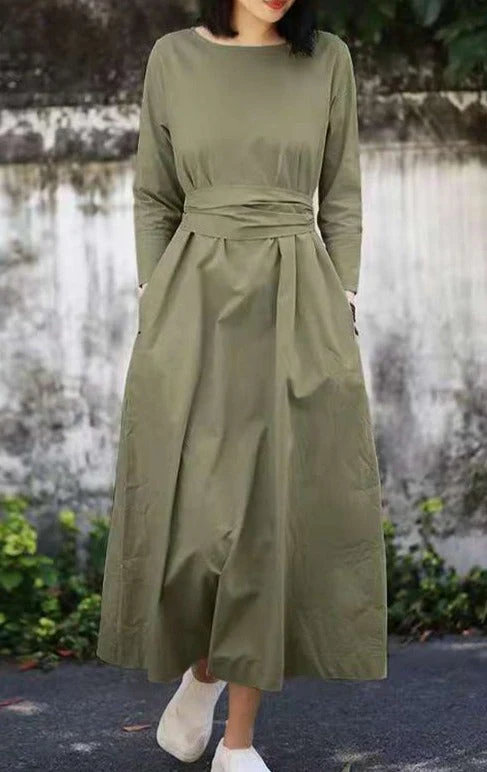 Flavia| Tailored and elegant winter dress - Image 4