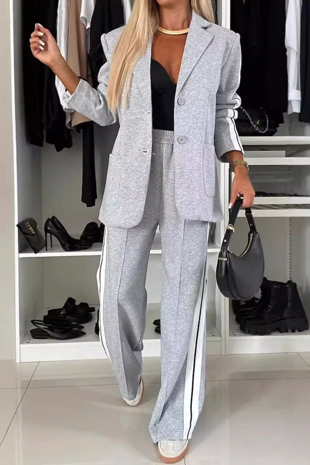 Frieda | Complete top and trousers set with contrast lapel collar