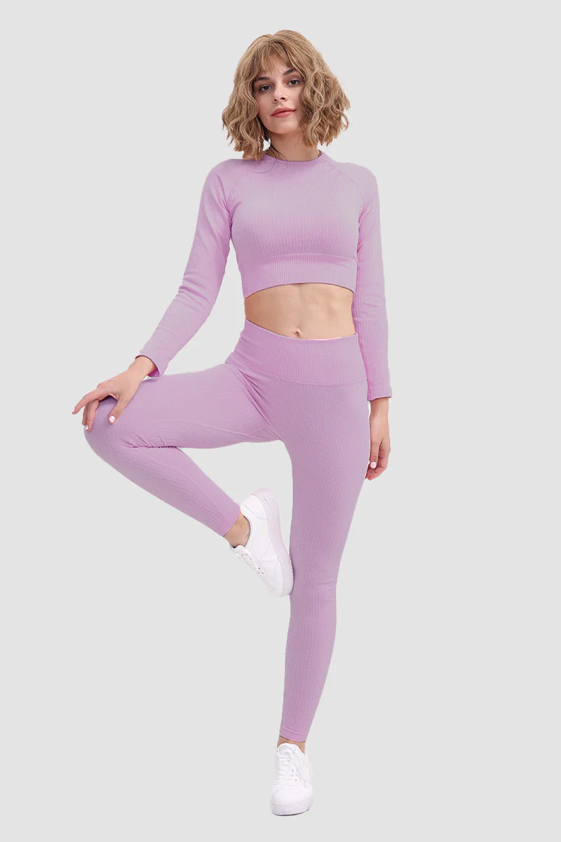 Gabriela | Seamless soft sports t-shirt and leggings set - Image 10