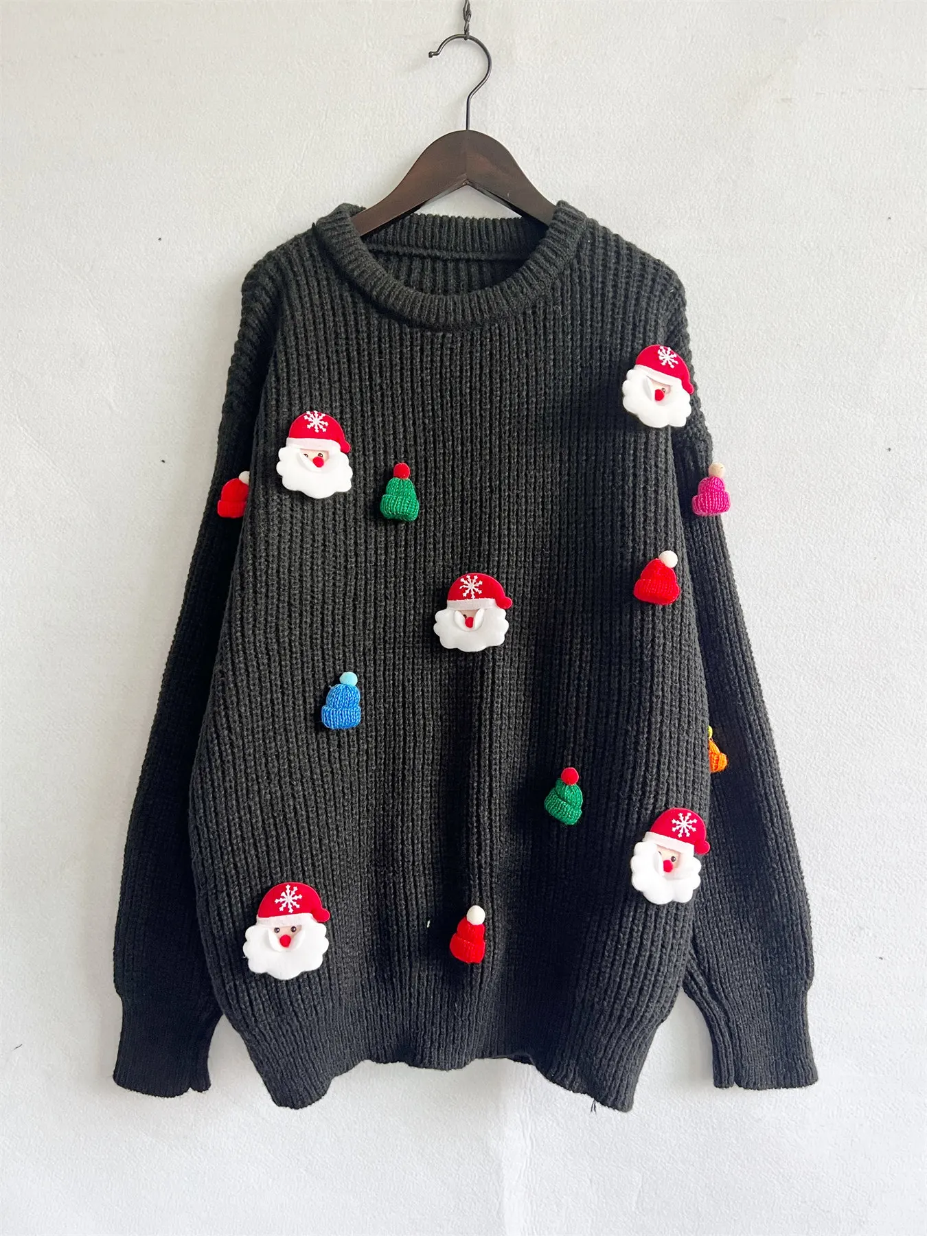 Gabriela | Warm jacquard knitted sweater with a crew neck and crocheted Christmas characters for women - Image 2
